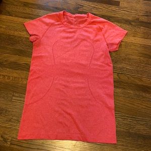 Lululemon Swiftly Tech Short Sleeve Crew